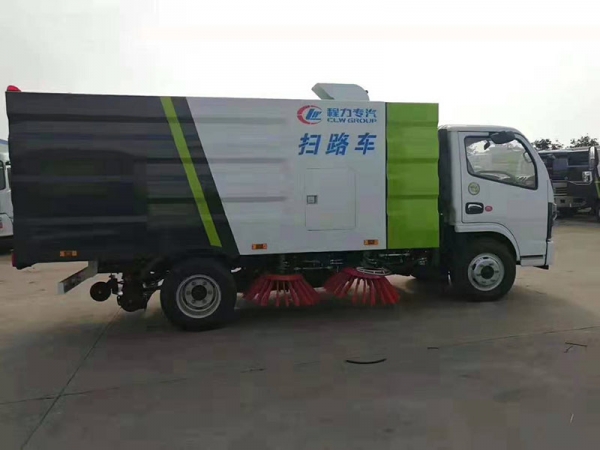 國六東風利卡掃路車